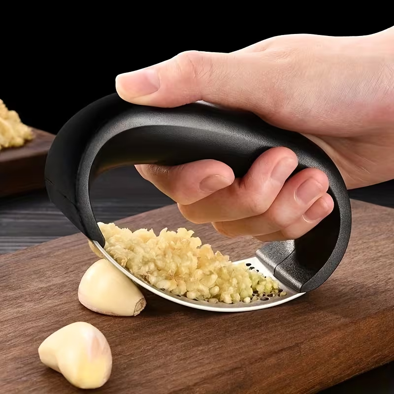 Schiaccia Aglio, Pressa Aglio  - Kitchen Gadgets Useful recensione e prezzo