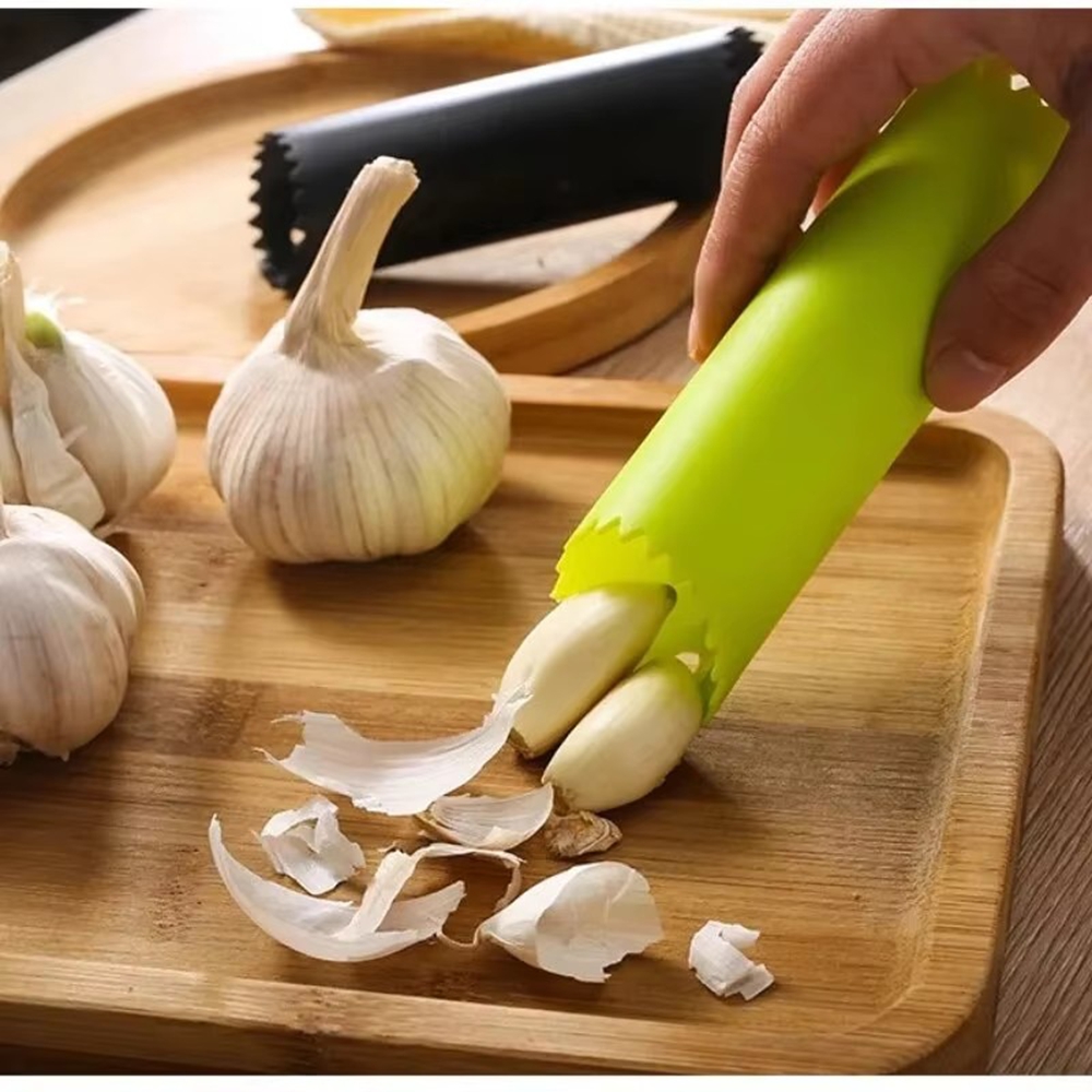 Tubo spelafili per aglio Peeli - Kitchen Gadgets Useful recensione e prezzo